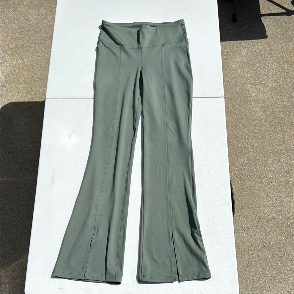 GAP Women's Green Flare Pants